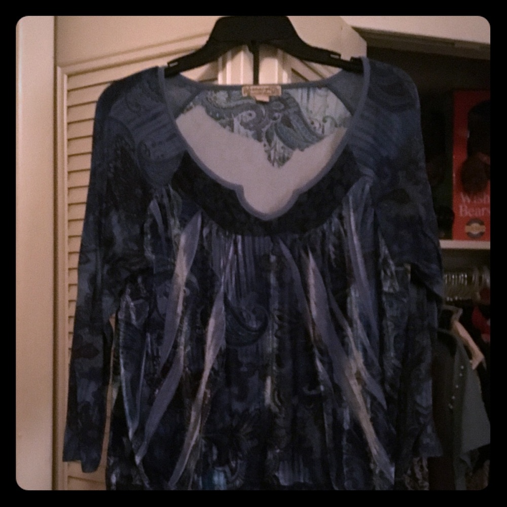 Women's Top